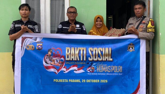 Humas Polresta Padang Rayakan HUT Humas Polri ke-75 Bersama Warga