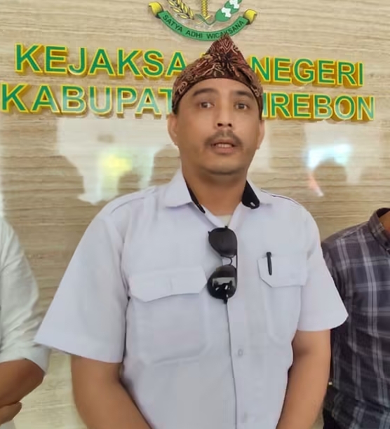 FORKOMADES GOMBANG DATANGI KEJARI SUMBER! Desak Kejelasan Penanganan Dugaan KKN Anggaran Desa 2020–2025