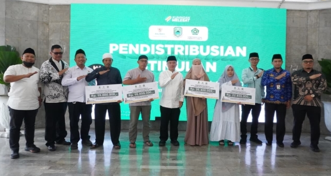 BAZNAS Kuningan Tuntaskan Penyaluran Rp617 Juta, Ribuan Guru Ngaji dan Takmir Masjid Terima Apresiasi